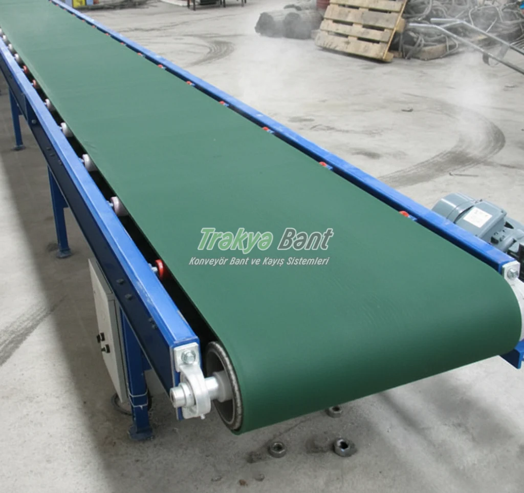 Yeşil renk konveyör bant
