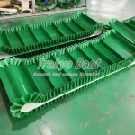 Tarım ve gıda sektöründe kullanılan paletli PVC konveyör bant ile güvenli malzeme taşıma bandı