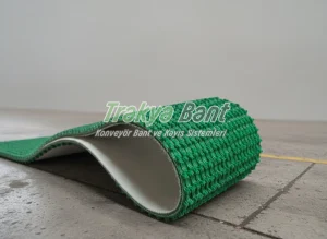 Tırtıklı kaydırmaz yüzeye sahip yeşil PVC konveyör bandı